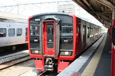 813系