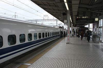 700系