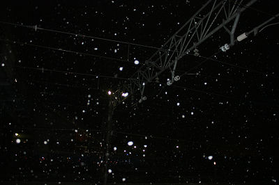 夜の雪