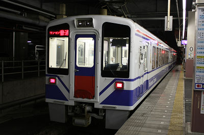 HK100